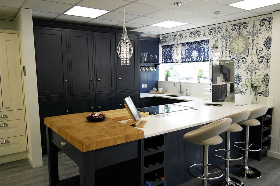 kitchen-breakfast-table-design